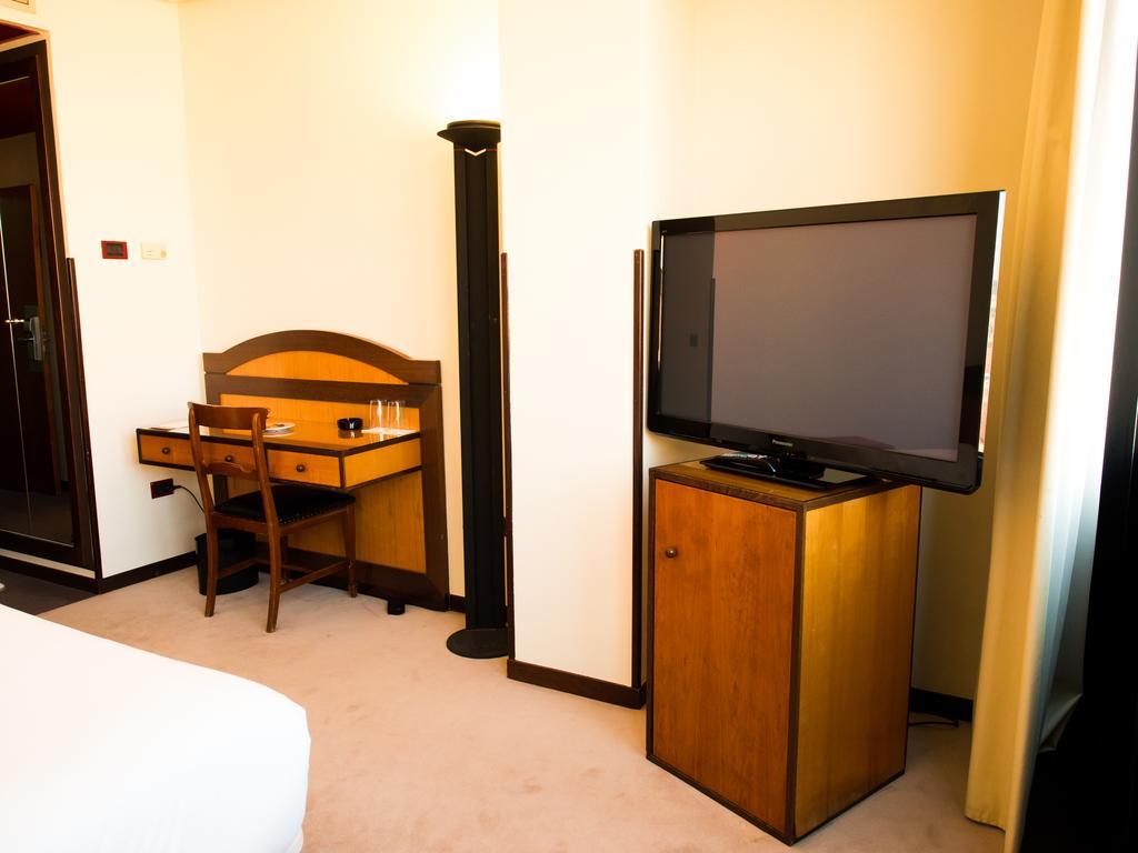 New Hotel Oviede Chambre photo